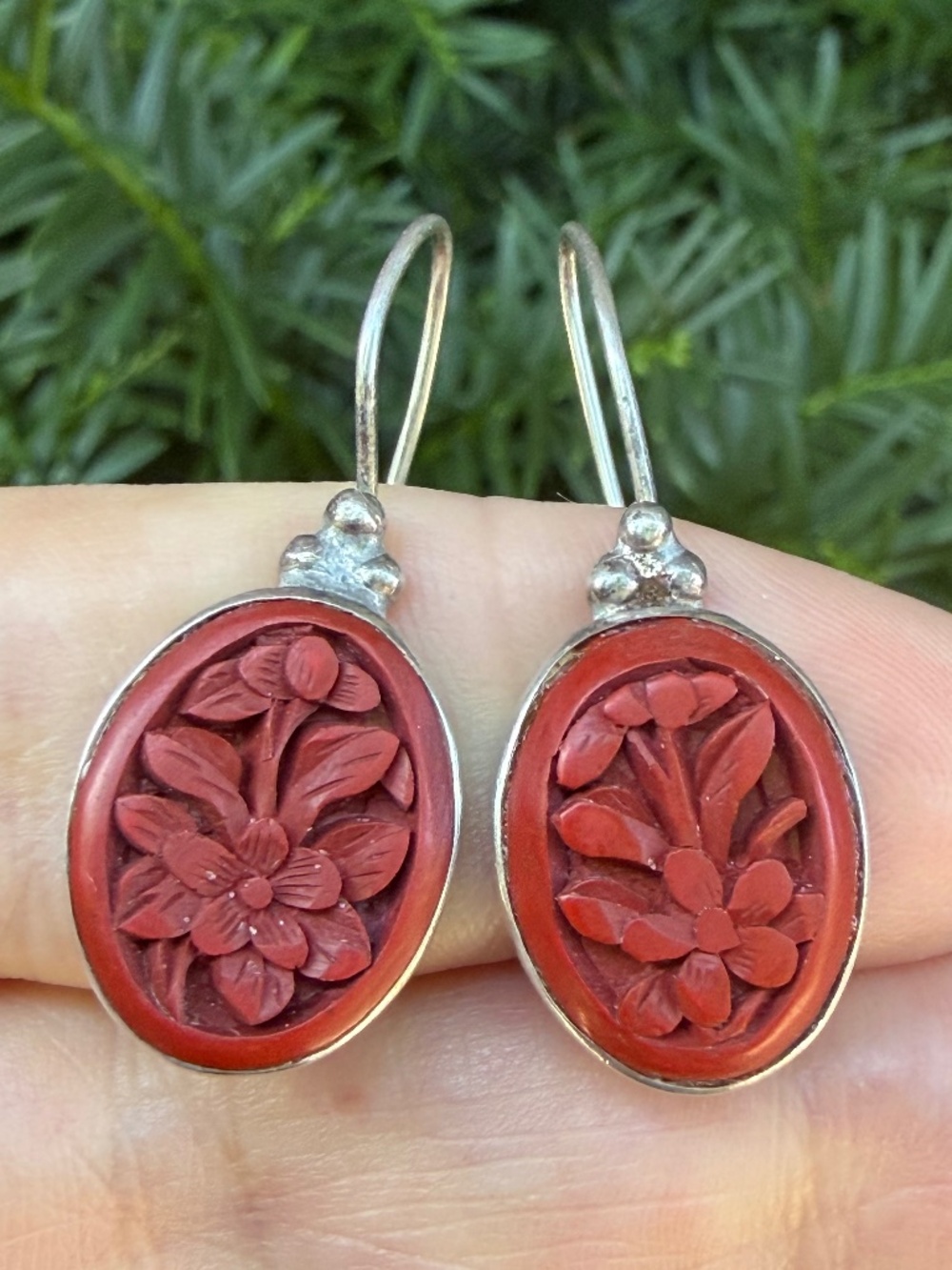 Vintage Carved Oval Cinnabar Drop Dangle Earrings 925 Sterling Silver Wire Backs